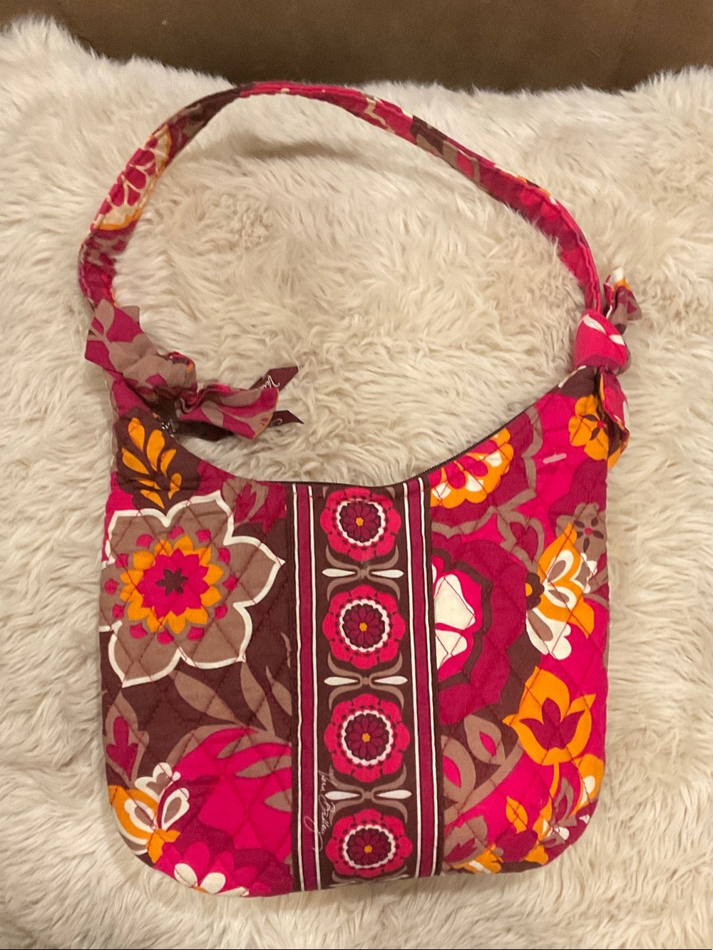 VERA BRADLEY Small Purse Olivia in Carnaby pattern - NWOT